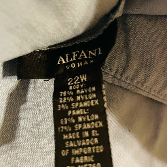 “ITS A COPY THEY ARE SOLD!” - Picture 5 of 7